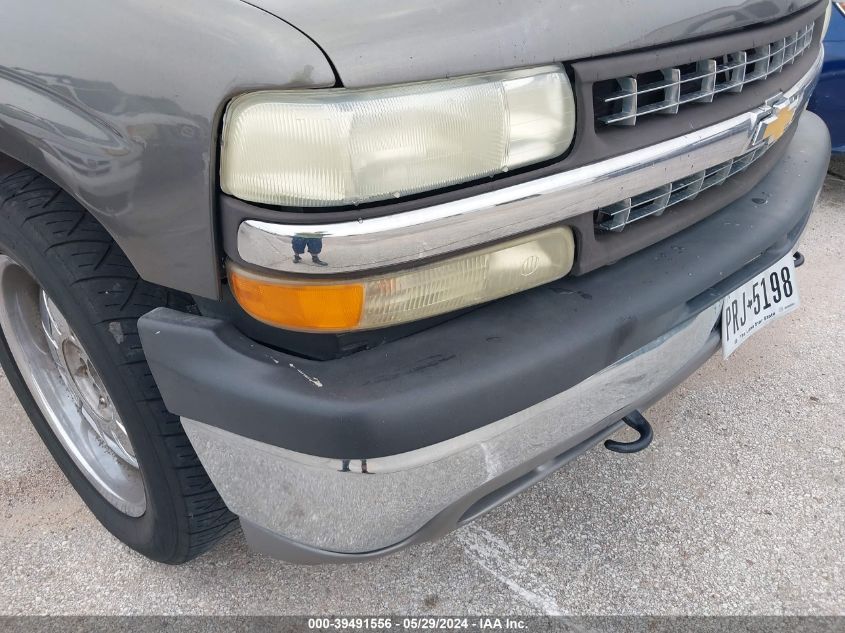 2002 Chevrolet Silverado 1500 Ls VIN: 2GCEC19V821139060 Lot: 39491556