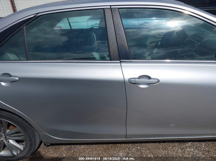 2015 Toyota Camry Se VIN: 4T1BF1FKXFU894138 Lot: 39491619