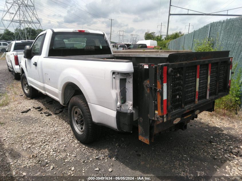 2018 Ford F-250 Xl VIN: 1FTBF2A65JEC93100 Lot: 39491634