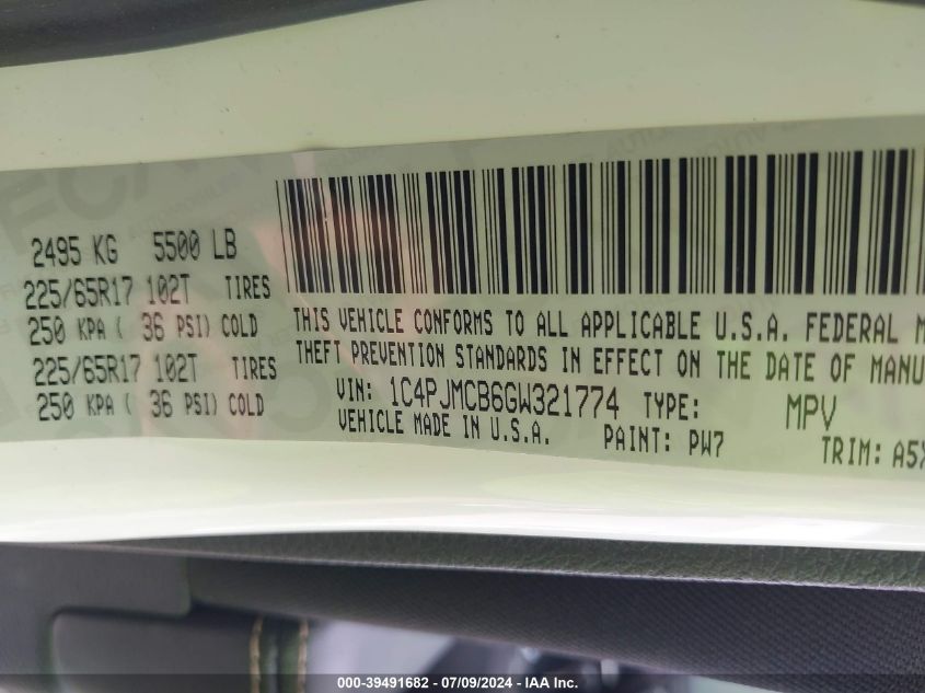 2016 Jeep Cherokee Latitude VIN: 1C4PJMCB6GW321774 Lot: 39491682