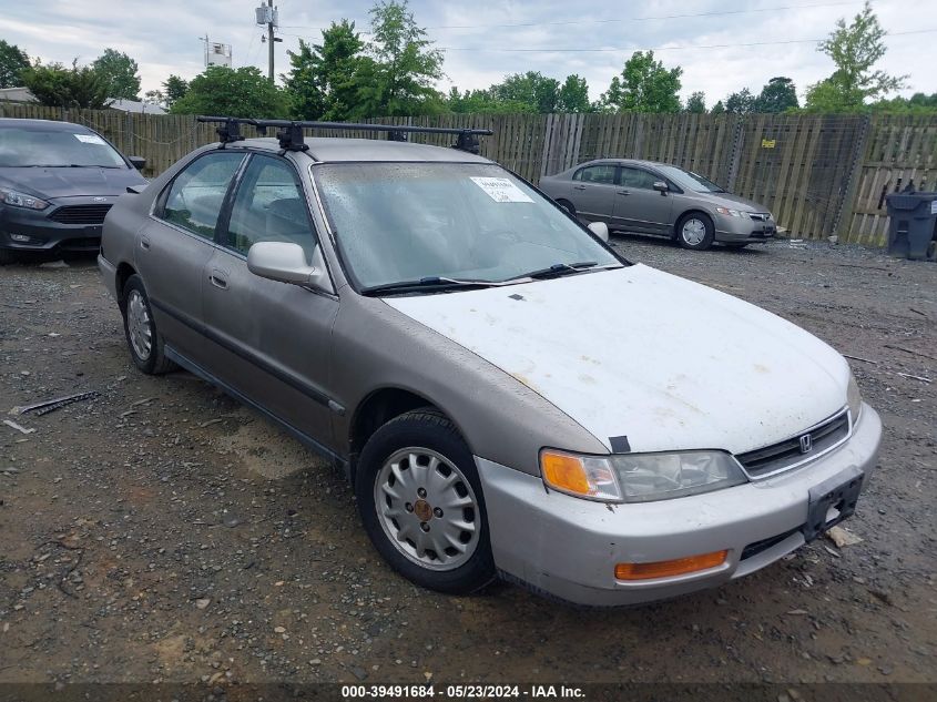 1996 Honda Accord Lx/Ex VIN: 1HGCD5632TA160137 Lot: 39491684