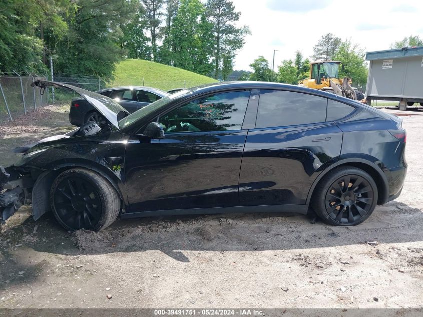 2021 Tesla Model Y Long Range Dual Motor All-Wheel Drive VIN: 5YJYGDEE2MF065031 Lot: 39491751