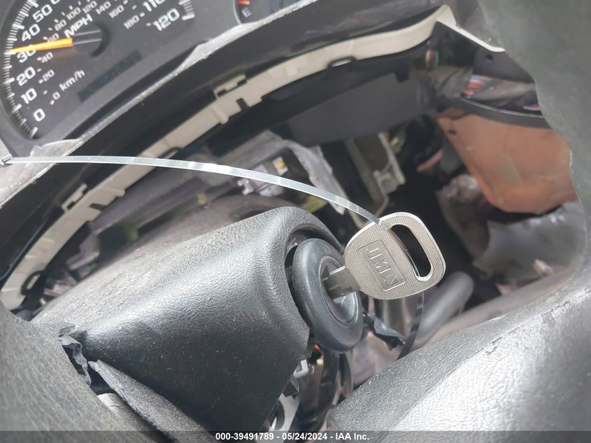 2005 Chevrolet Silverado 1500 Ls VIN: 1GCEC19T85Z120325 Lot: 39491789