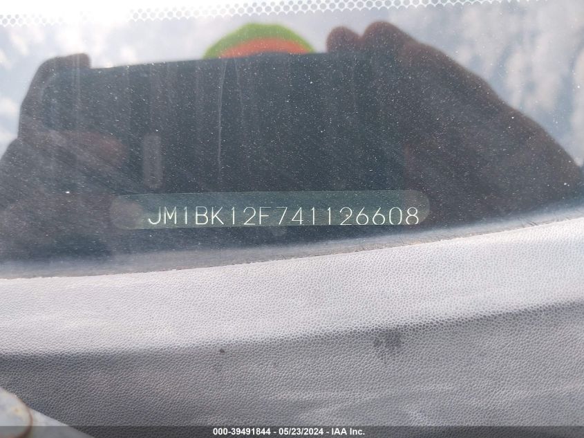 2004 Mazda Mazda3 I VIN: JM1BK12F741126608 Lot: 39491844