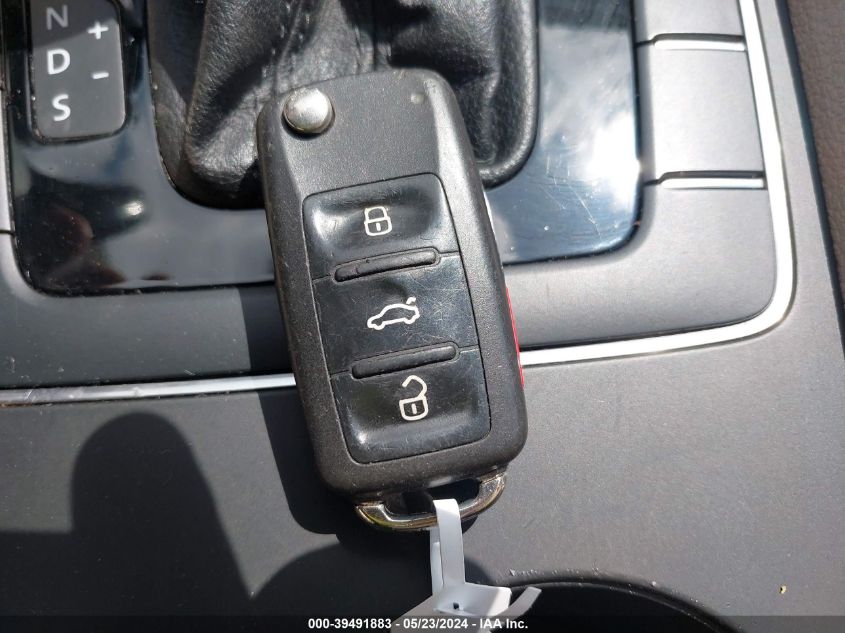 2015 Volkswagen Passat 1.8T Limited Edition VIN: 1VWAS7A37FC108474 Lot: 39491883