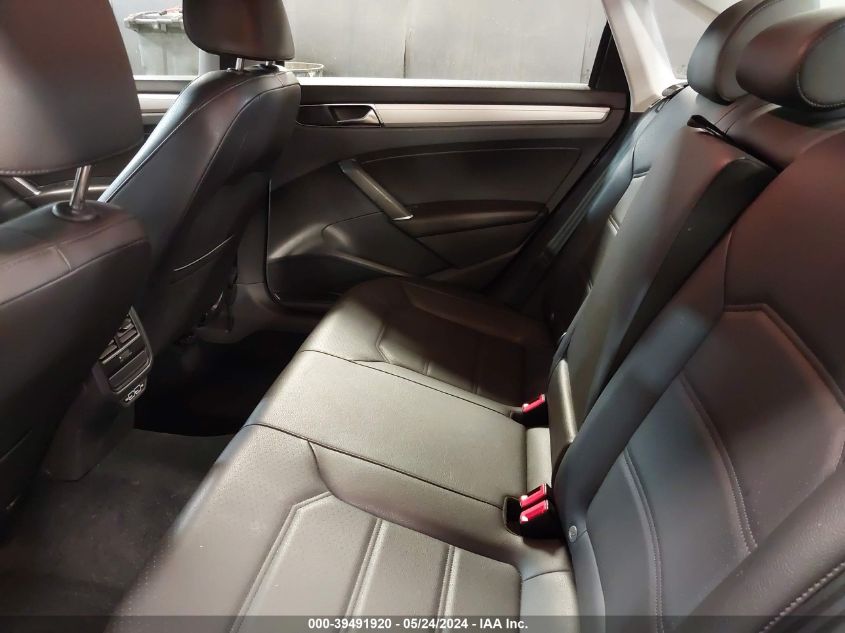 2019 Volkswagen Passat 2.0T Wolfsburg Edition VIN: 1VWLA7A36KC011501 Lot: 39491920