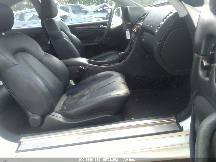 2001 Mercedes-Benz Clk 430 VIN: WDBLJ70G51F180556 Lot: 39491960