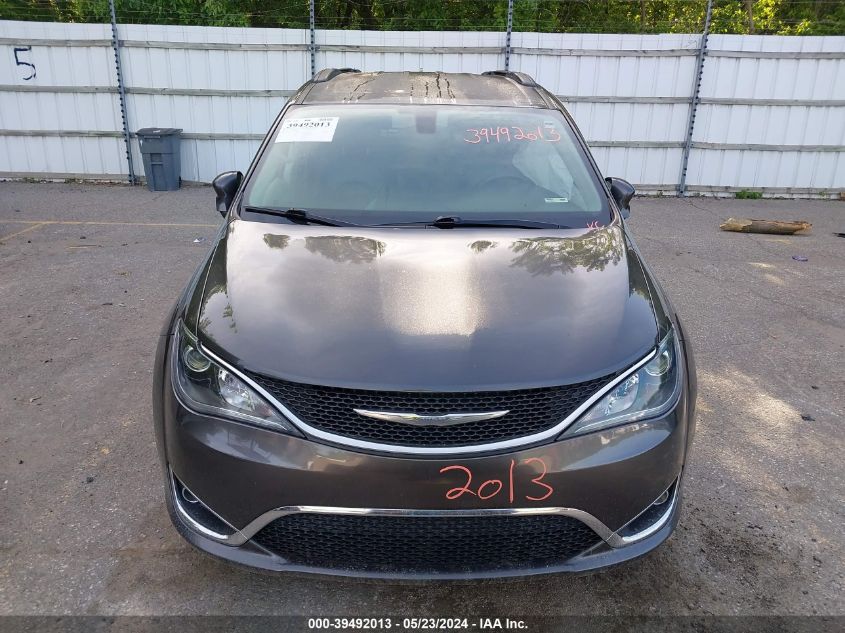 2017 Chrysler Pacifica Touring-L VIN: 2C4RC1BG7HR839966 Lot: 39492013