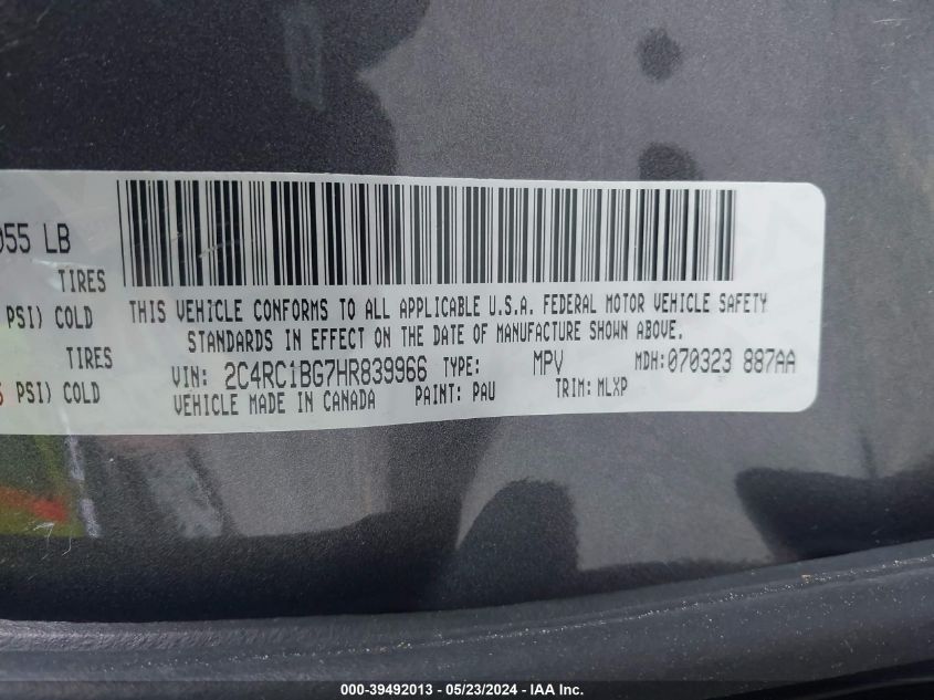 2017 Chrysler Pacifica Touring-L VIN: 2C4RC1BG7HR839966 Lot: 39492013
