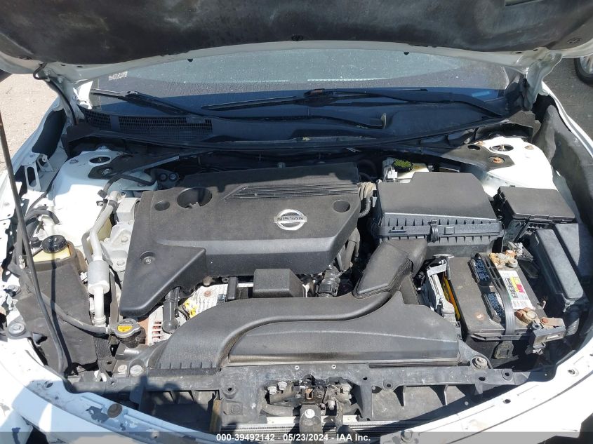 2015 Nissan Altima 2.5/S/Sv/Sl VIN: 1N4AL3AP8FN335100 Lot: 39492142