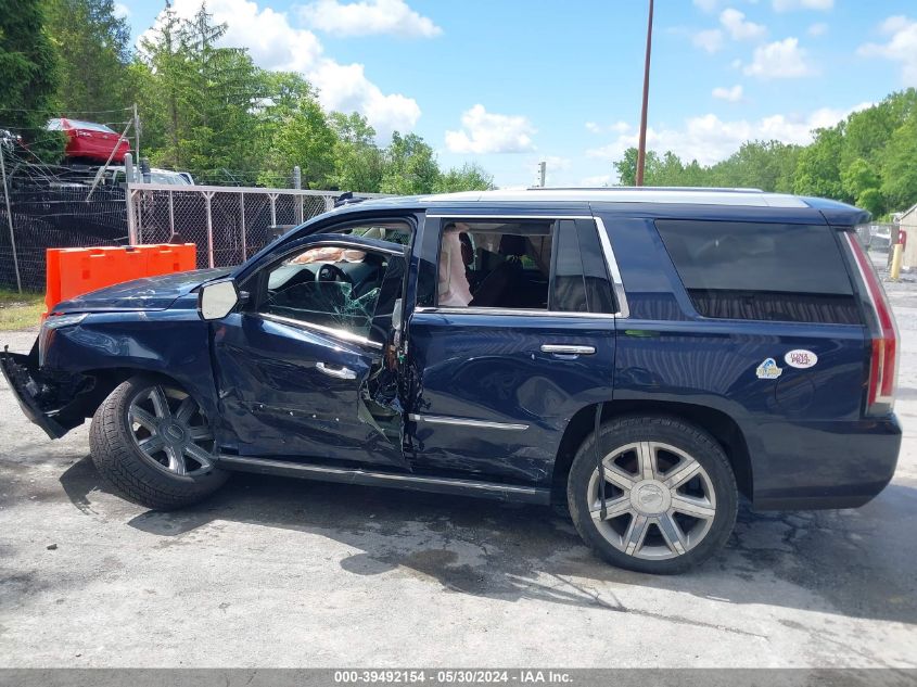 2018 Cadillac Escalade Premium Luxury VIN: 1GYS4CKJ3JR111945 Lot: 39492154