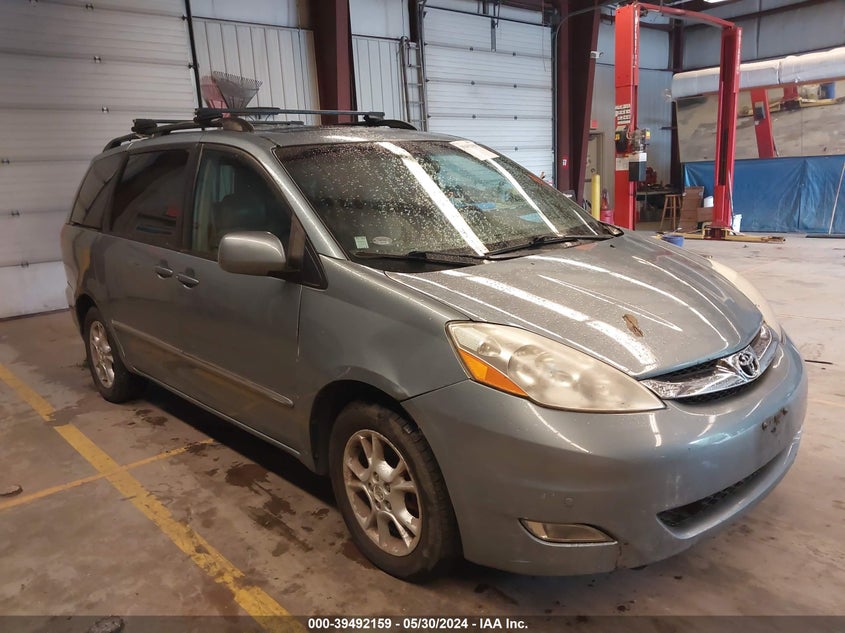 2006 TOYOTA SIENNA