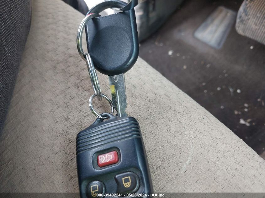 2010 Ford F150 Supercrew VIN: 1FTFW1CVXAKA77261 Lot: 39492241