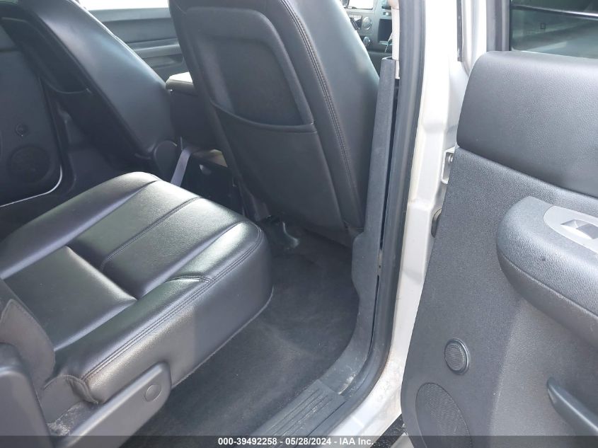 2011 Chevrolet Silverado 1500 Lt VIN: 3GCPKSE33BG84832 Lot: 39492258