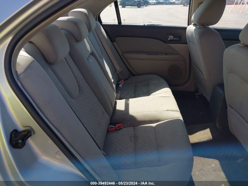 2010 Ford Fusion Se VIN: 3FAHP0HA3AR121009 Lot: 39492446