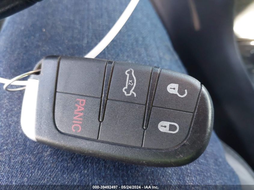 2015 Chrysler 300 Limited VIN: 2C3CCAAG5FH891630 Lot: 39492497