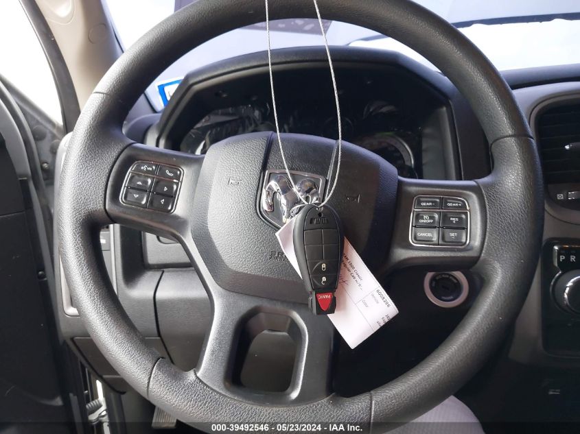 2021 Ram 1500 Classic Express Regular Cab 4X2 6'4 Box VIN: 3C6JR6AT6MG551435 Lot: 39492546