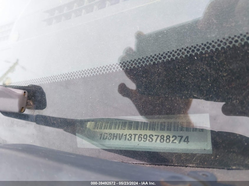 2009 Dodge Ram 1500 Slt/Sport/Trx VIN: 1D3HV13T69S788274 Lot: 39492572