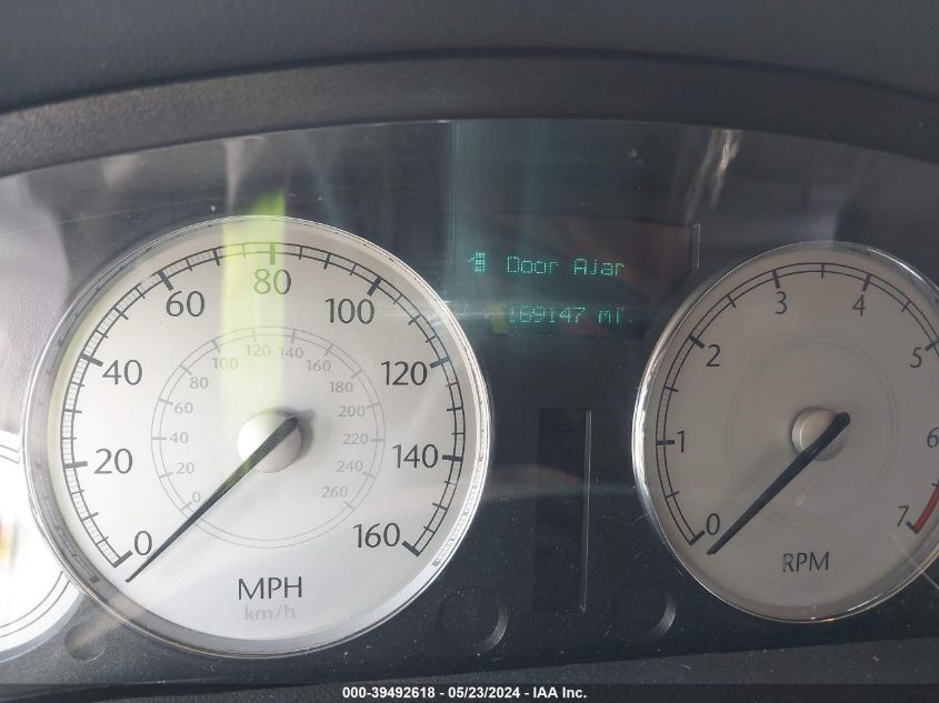 2005 Chrysler 300C VIN: 2C3AA63H75H577377 Lot: 39492618