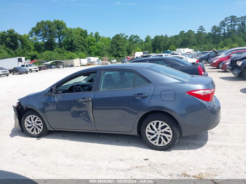 2017 Toyota Corolla Le VIN: 2T1BURHE9HC823545 Lot: 39492661