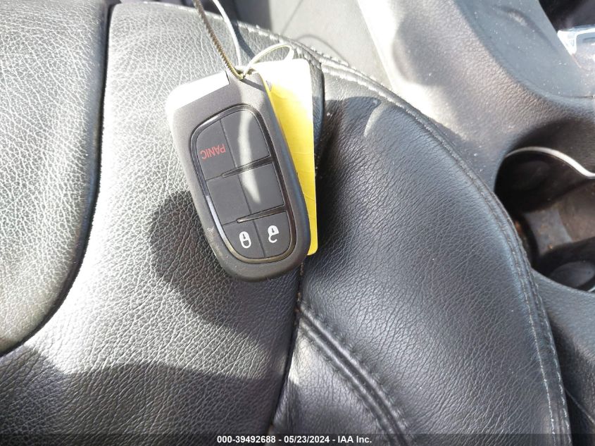 2014 Jeep Cherokee Latitude VIN: 1C4PJLCS3EW301831 Lot: 39492688