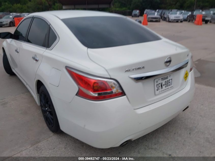 2015 Nissan Altima 2.5/2.5 S/2.5 Sl/2.5 Sv VIN: 1N4AL3AP7FN312052 Lot: 39492747