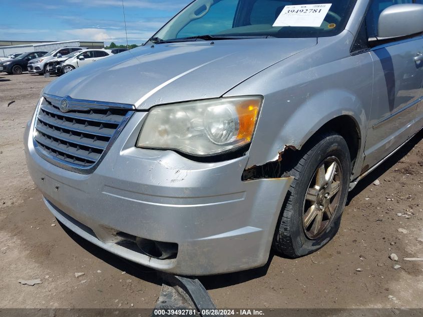 2009 Chrysler Town & Country Touring VIN: 2A8HR541X9R607477 Lot: 39492781