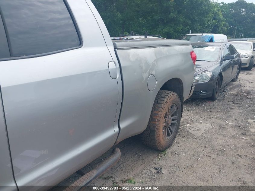 2008 Toyota Tundra Base 5.7L V8 VIN: 5TFRV54118X058775 Lot: 39492793