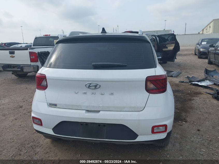 2022 Hyundai Venue Limited VIN: KMHRC8A35NU201040 Lot: 39492874