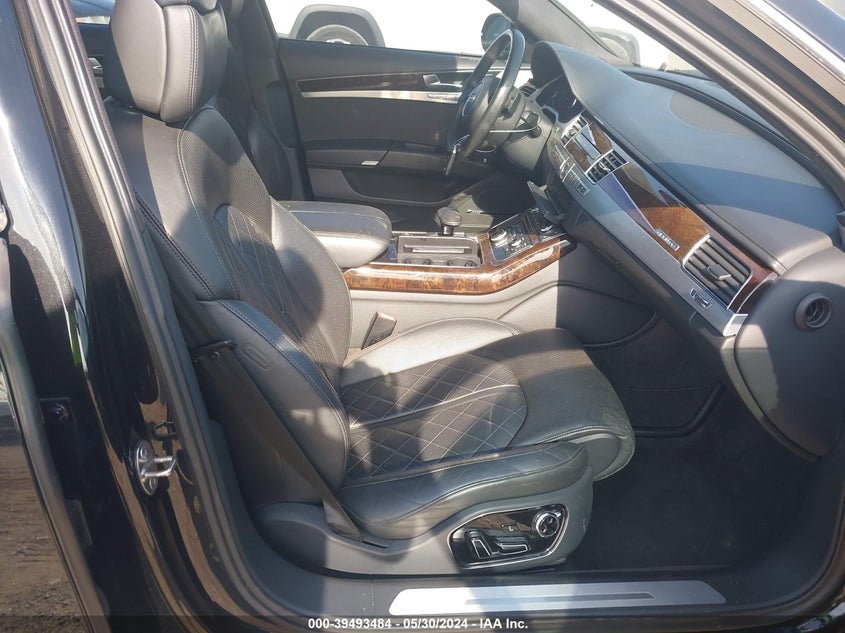 2011 Audi A8 4.2 VIN: WAUAVAFD9BN013113 Lot: 39493484