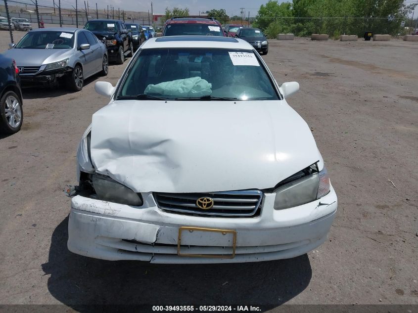 2000 Toyota Camry Le V6 VIN: JT2BF28K3Y0284639 Lot: 39493555