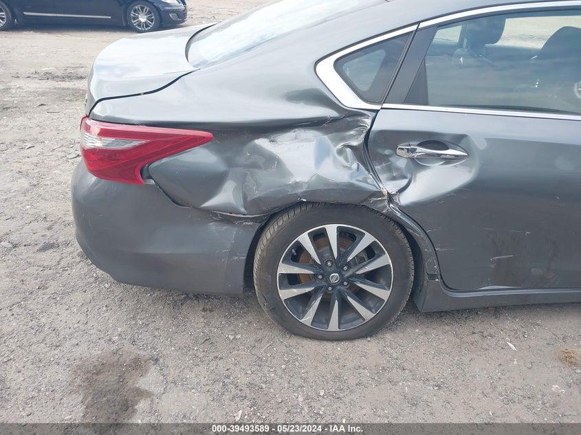 2018 Nissan Altima 2.5 Sv VIN: 1N4AL3AP1JC173671 Lot: 39493589