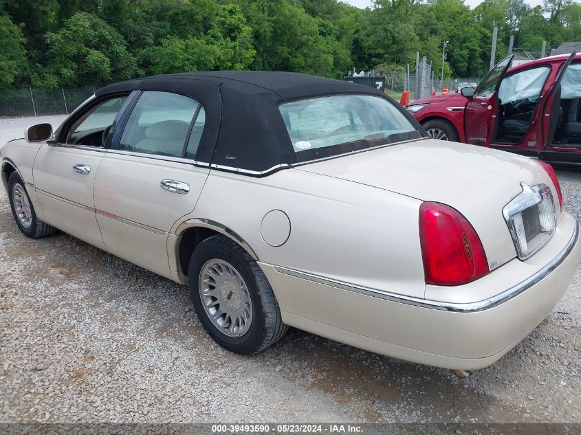 1999 Lincoln Town Car Cartier VIN: 1LNHM83W6XY603807 Lot: 39493590