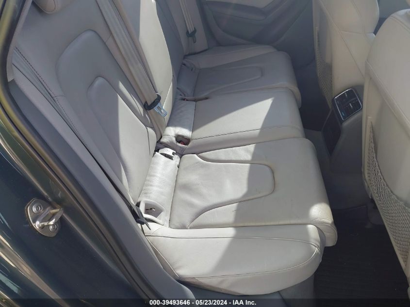 2010 Audi A4 2.0T Premium VIN: WAUEFAFLXAN012864 Lot: 39493646