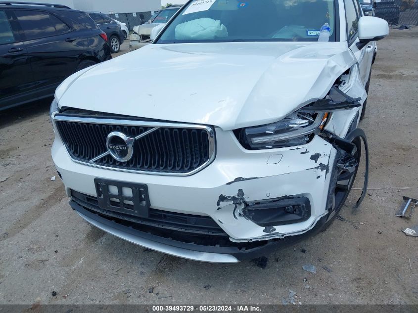 2022 Volvo Xc40 T4 Momentum VIN: YV4AC2HK5N2642672 Lot: 39493729