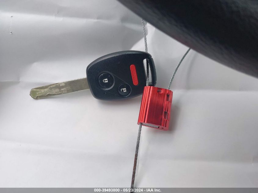 2013 Honda Fit VIN: JHMGE8H37DC070756 Lot: 39493800