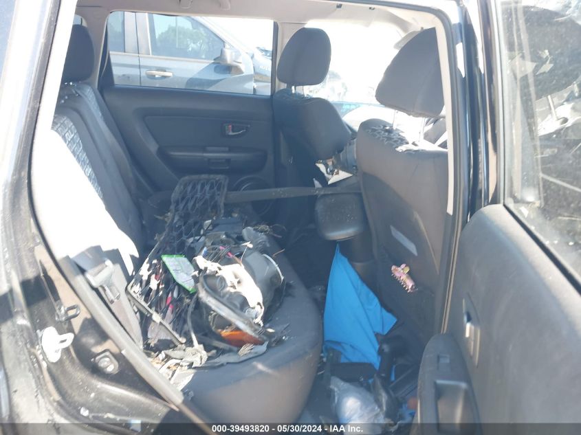 2011 Kia Soul + VIN: KNDJT2A20B7315690 Lot: 39493820