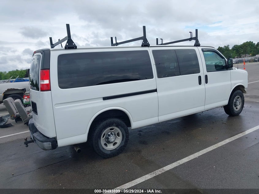 VIN 1GAZGPFG2K1178241 2019 CHEVROLET EXPRESS 3500 LT