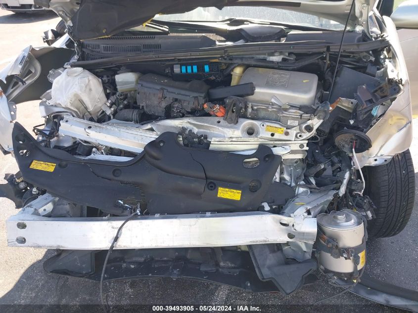 2005 Toyota Prius VIN: JTDKB20U957018268 Lot: 39493905