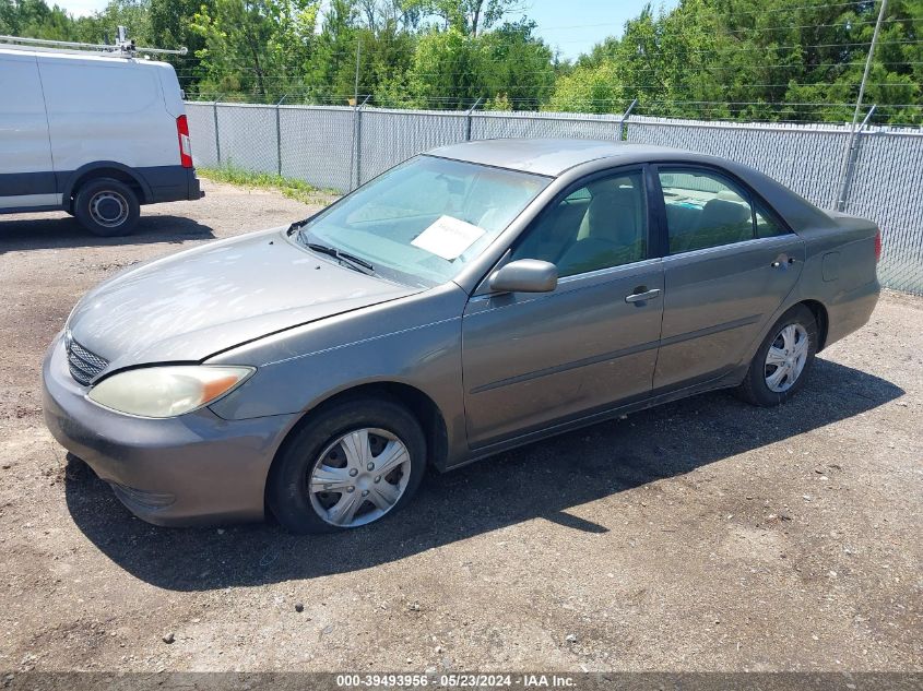 2003 Toyota Camry Le VIN: 4T1BE32K43U718119 Lot: 39493956