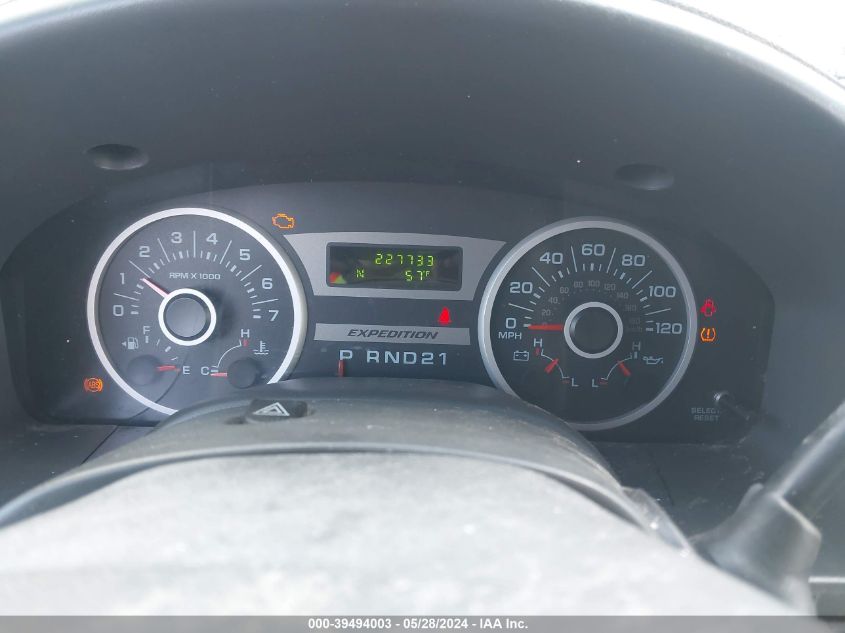 2005 Ford Expedition Nbx/Xlt VIN: 1FMPU16535LB04270 Lot: 39494003