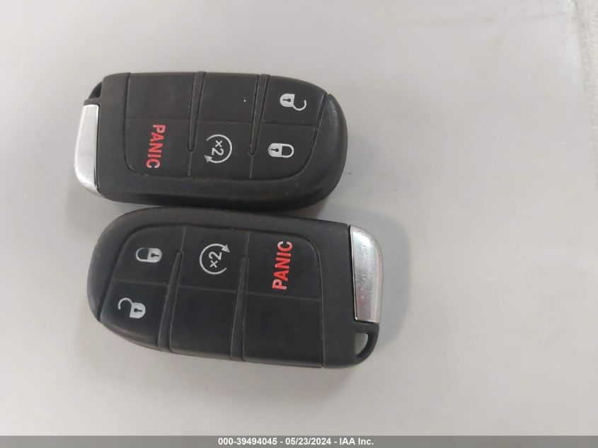 2015 Jeep Renegade Limited VIN: ZACCJBDT2FPC39272 Lot: 39494045