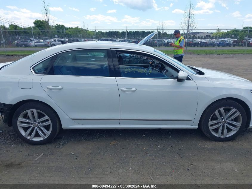 2018 Volkswagen Passat 2.0T Sel Premium VIN: 1VWCA7A37JC008475 Lot: 39494227