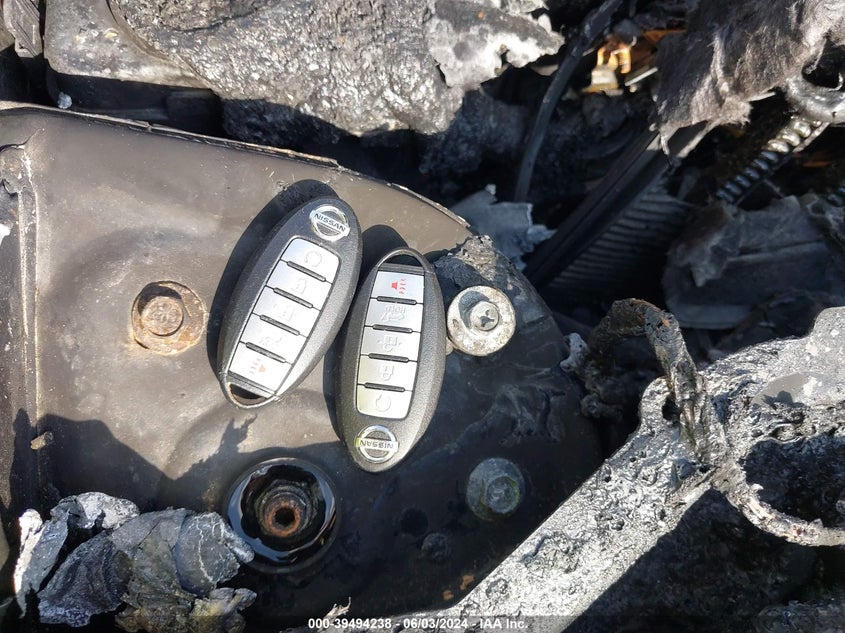 2018 Nissan Rogue Sl VIN: JN8AT2MV5JW317546 Lot: 39494238