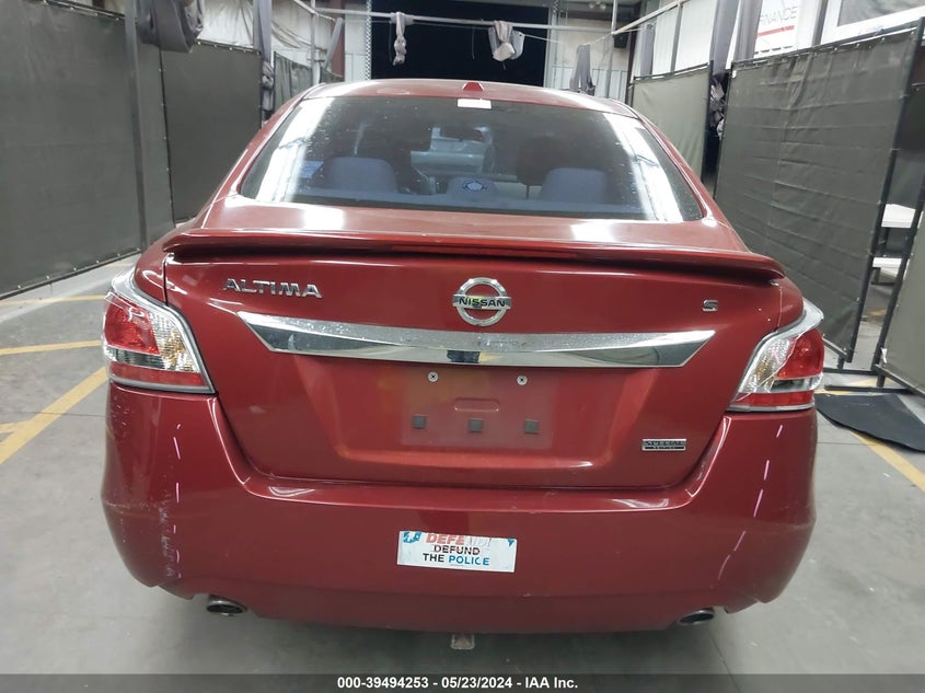 2015 Nissan Altima 2.5 S VIN: 1N4AL3AP9FN892114 Lot: 39494253