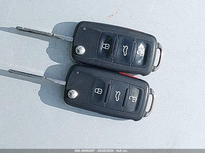 2013 Volkswagen Jetta 2.0L S VIN: 3VW1K7AJ0DM263751 Lot: 39494287