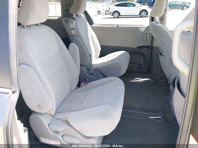 2015 Toyota Sienna Le 8 Passenger VIN: 5TDKK3DC9FS637483 Lot: 39494323