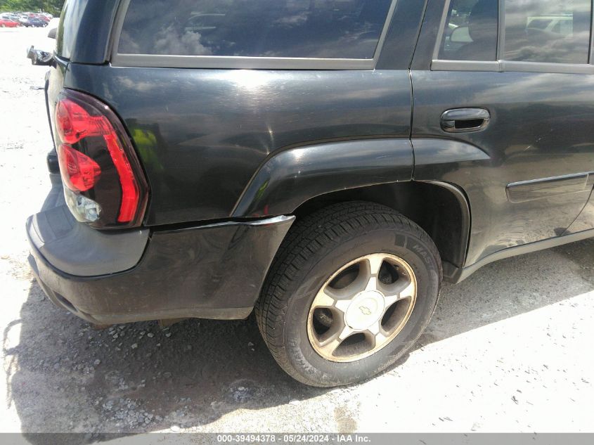 2005 Chevrolet Trailblazer Lt VIN: 1GNDT13S252280888 Lot: 39494378