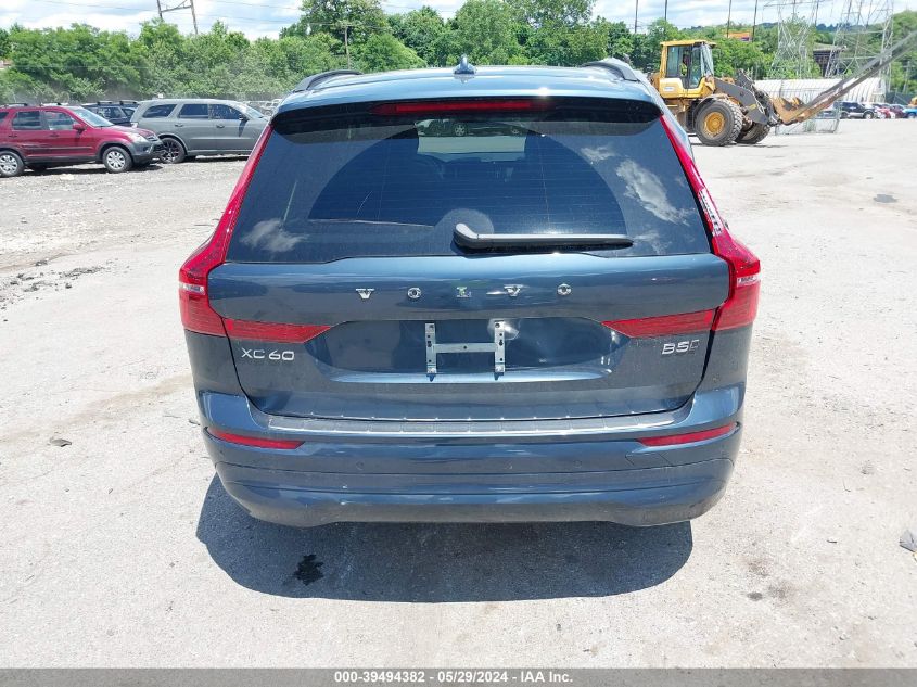 2023 Volvo Xc60 B5 Core VIN: YV4L12RV5P1363349 Lot: 39494382