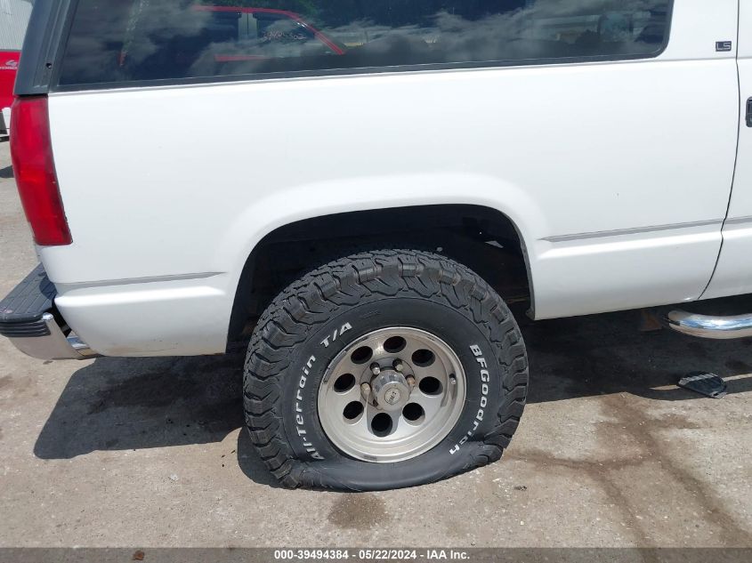 1995 Chevrolet Tahoe K1500 VIN: 3GNEK18K8SG117732 Lot: 39494384